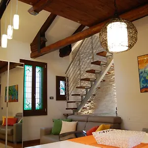 Loft Due Cuori Con Terrazza Venetië