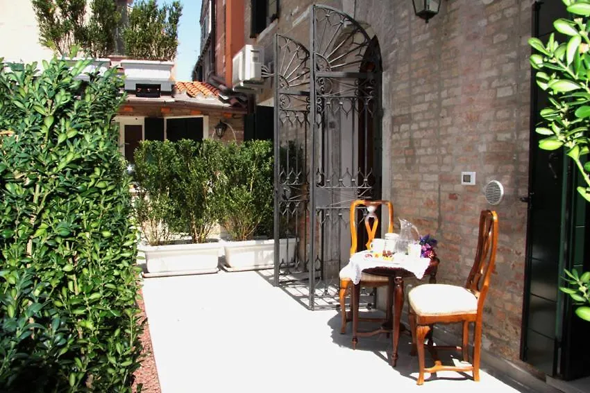 Apartment Corte Dei Santi Venice Italy